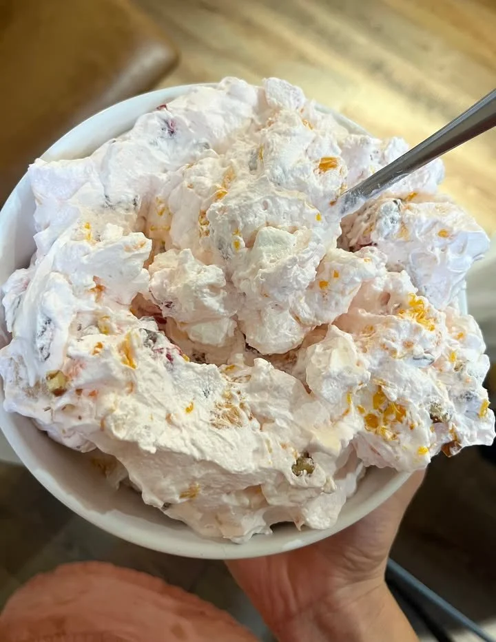 Matrimonio con dolci oggetti scomparsi e storie emozionanti