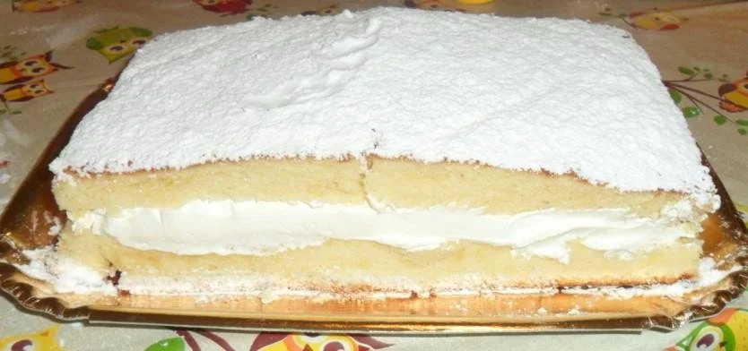 Torta Kinder Paradiso, dolce al cioccolato e crema, perfetta per ogni occasione