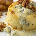 Tortino di Patate con cuore fondente di Gorgonzola e noci, piatto gourmet