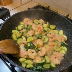 pasta zucchine e gamberetti cremosa con philadelphia