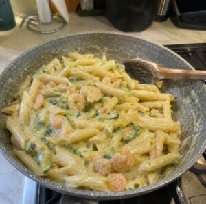 pasta zucchine e gamberetti cremosa con philadelphia