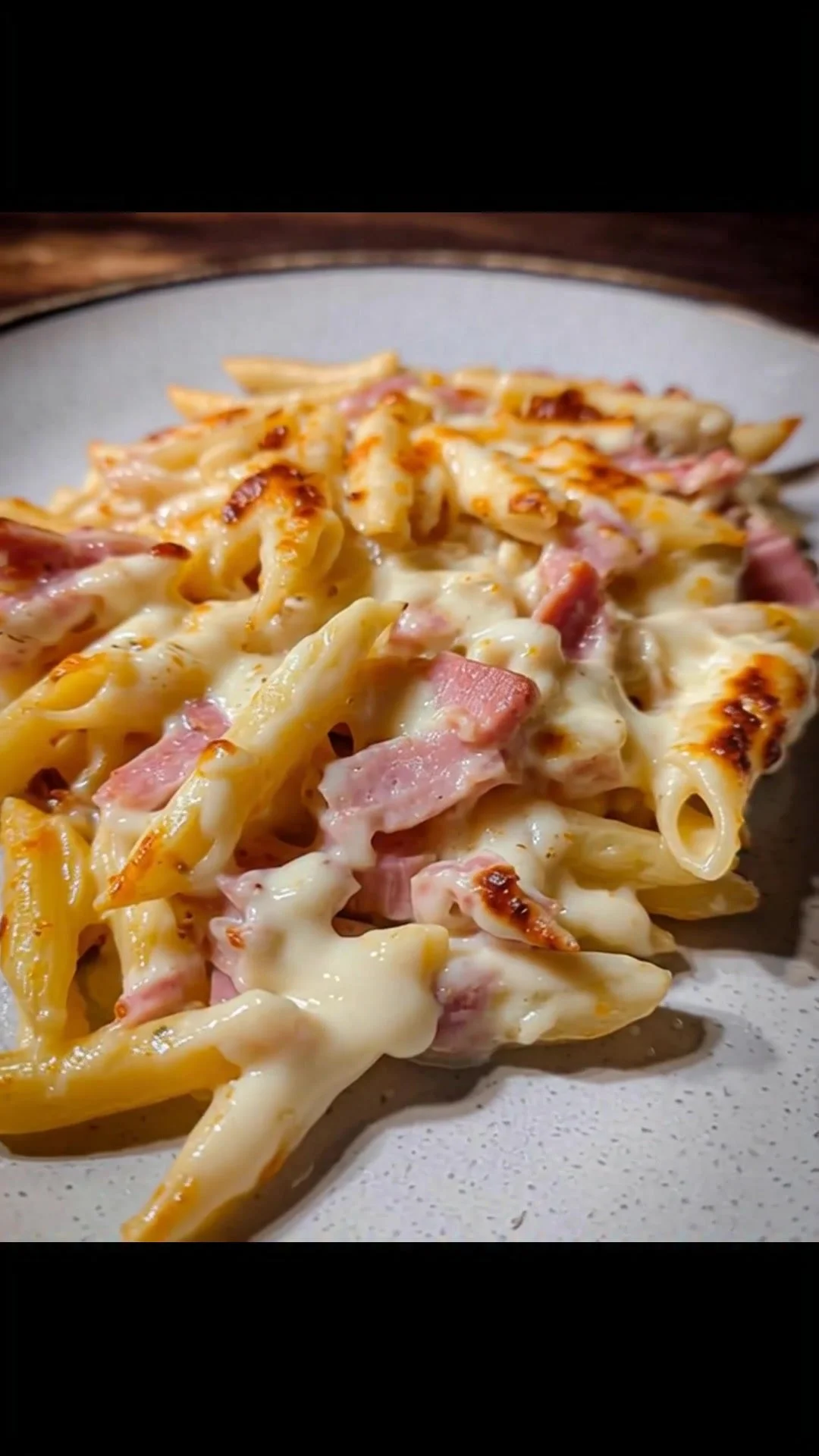 Gratin di pennette alla mortadella, un piatto irresistibile e cremoso